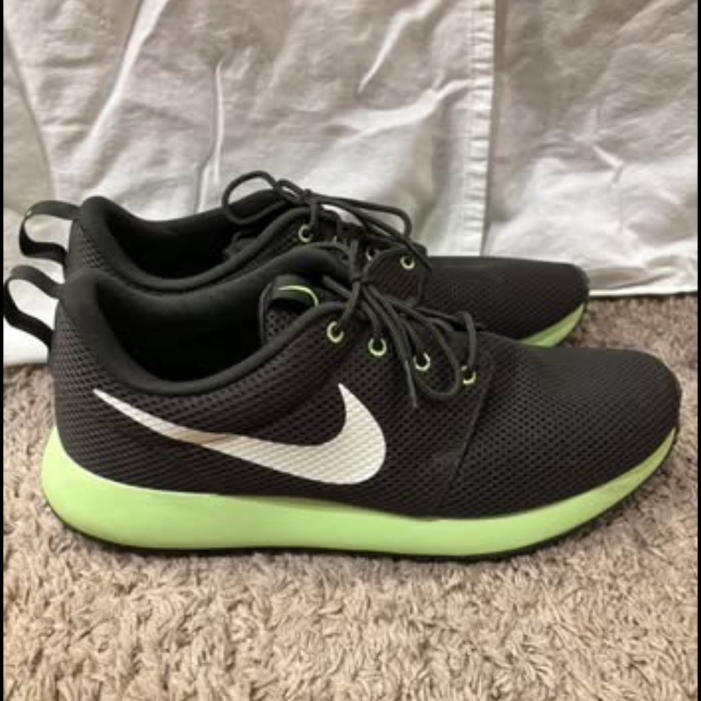 Dark Green Men’s Nike Roshe Golf Shoes